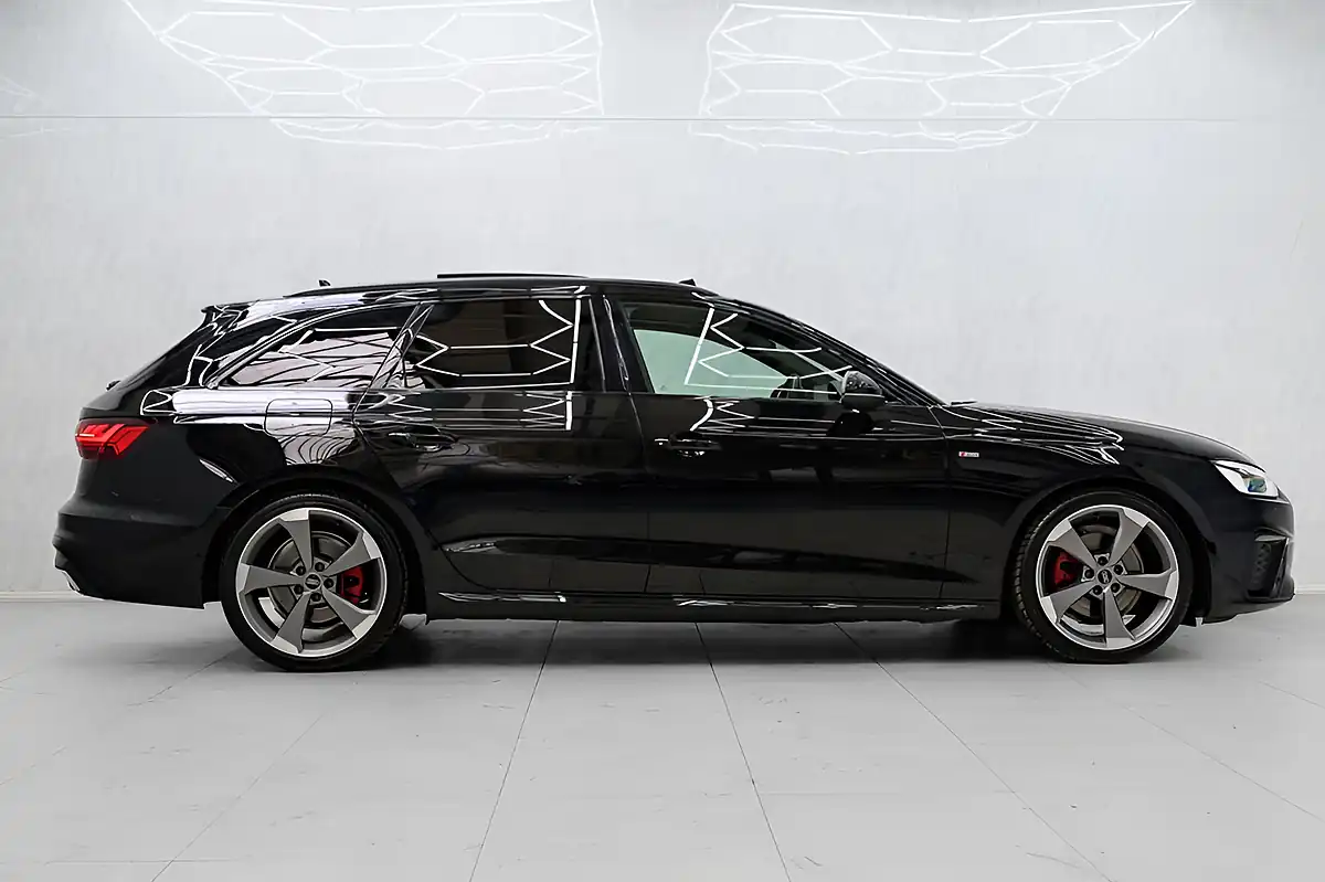 Used 2021 Audi A4 Avant Black Edition Black - Interior and Exterior details 7