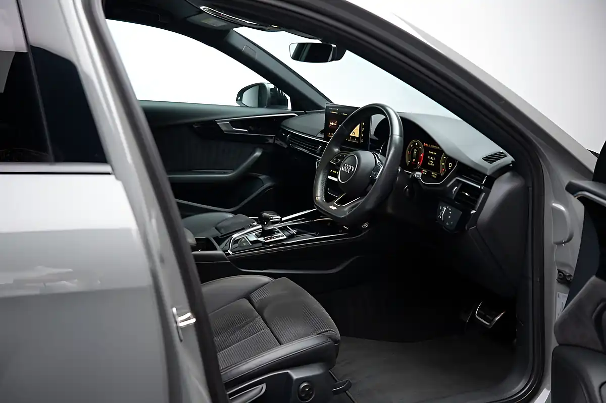 Used 2021 Audi A4 Avant Black Edition Grey - Interior and Exterior details 16