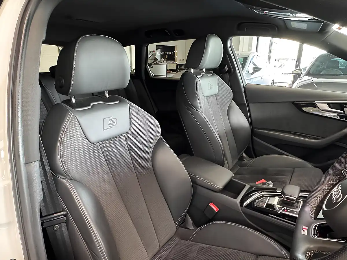Used 2021 Audi A4 Avant Black Edition White - Interior and Exterior details 13