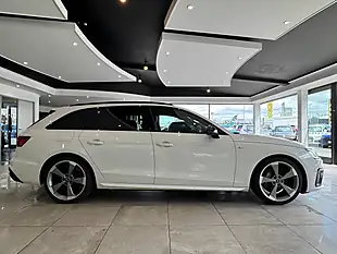 Used 2021 Audi A4 Avant Black Edition White - Interior and Exterior details 4