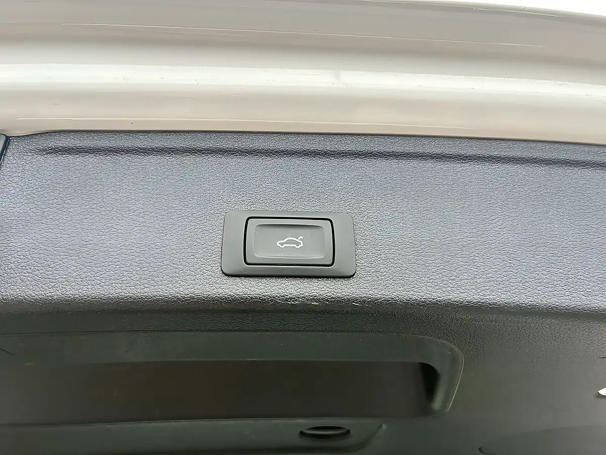 Used 2021 Audi A4 Avant Black Edition White - Interior and Exterior details 18