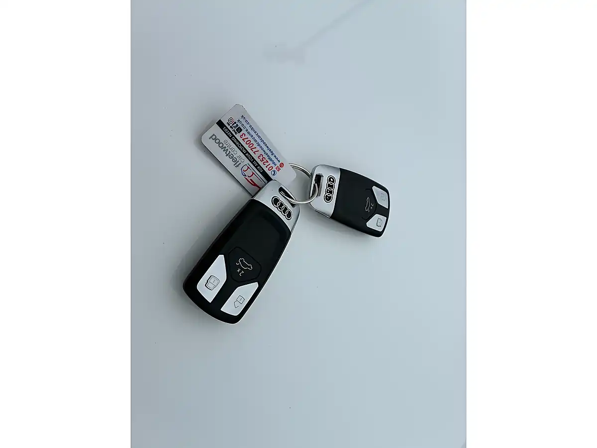 Used 2021 Audi A4 Avant Black Edition White - Interior and Exterior details 20