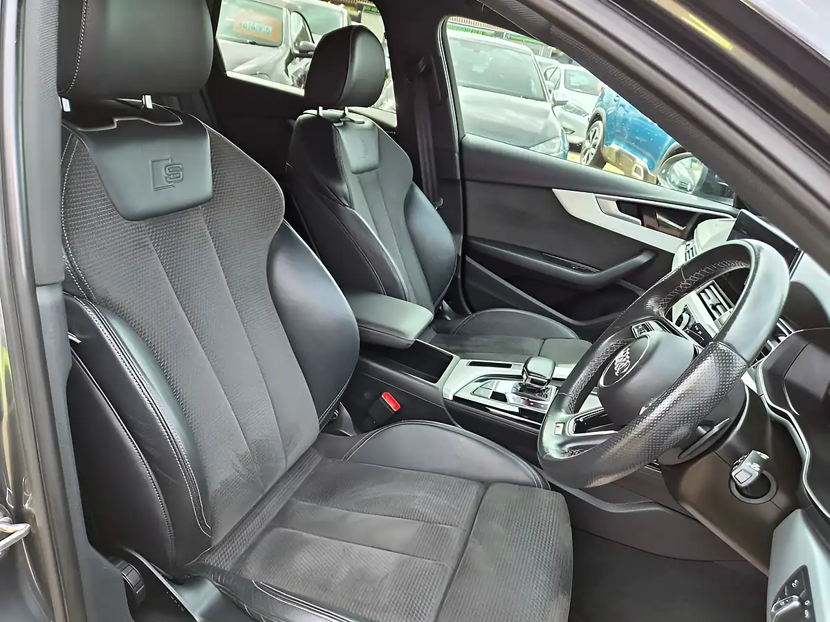 Used 2021 Audi A4 Avant S Line Grey - Interior and Exterior details 7
