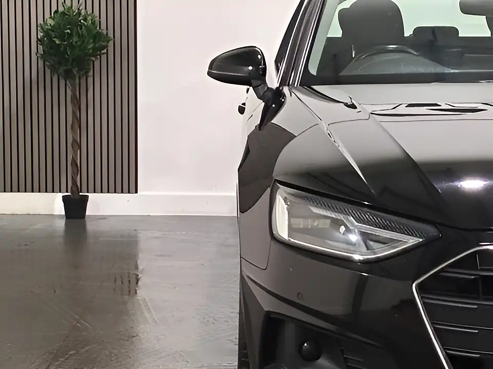 Used 2021 Audi A4 Technik Black - Interior and Exterior details 18