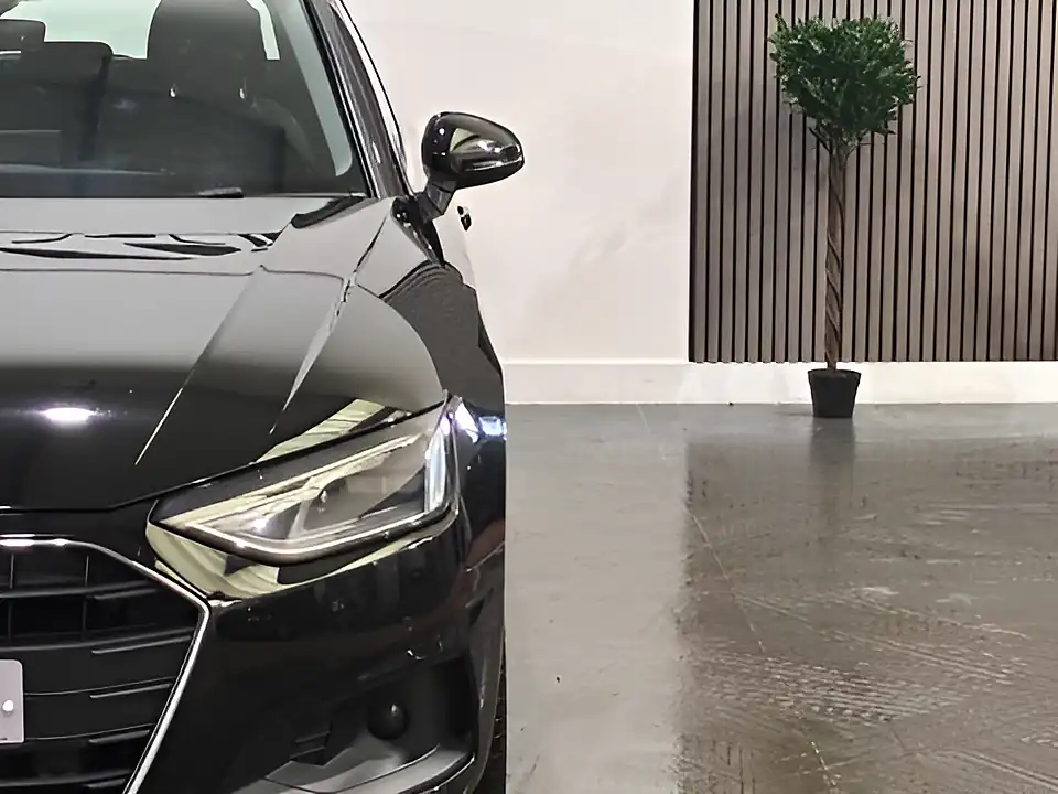 Used 2021 Audi A4 Technik Black - Interior and Exterior details 9