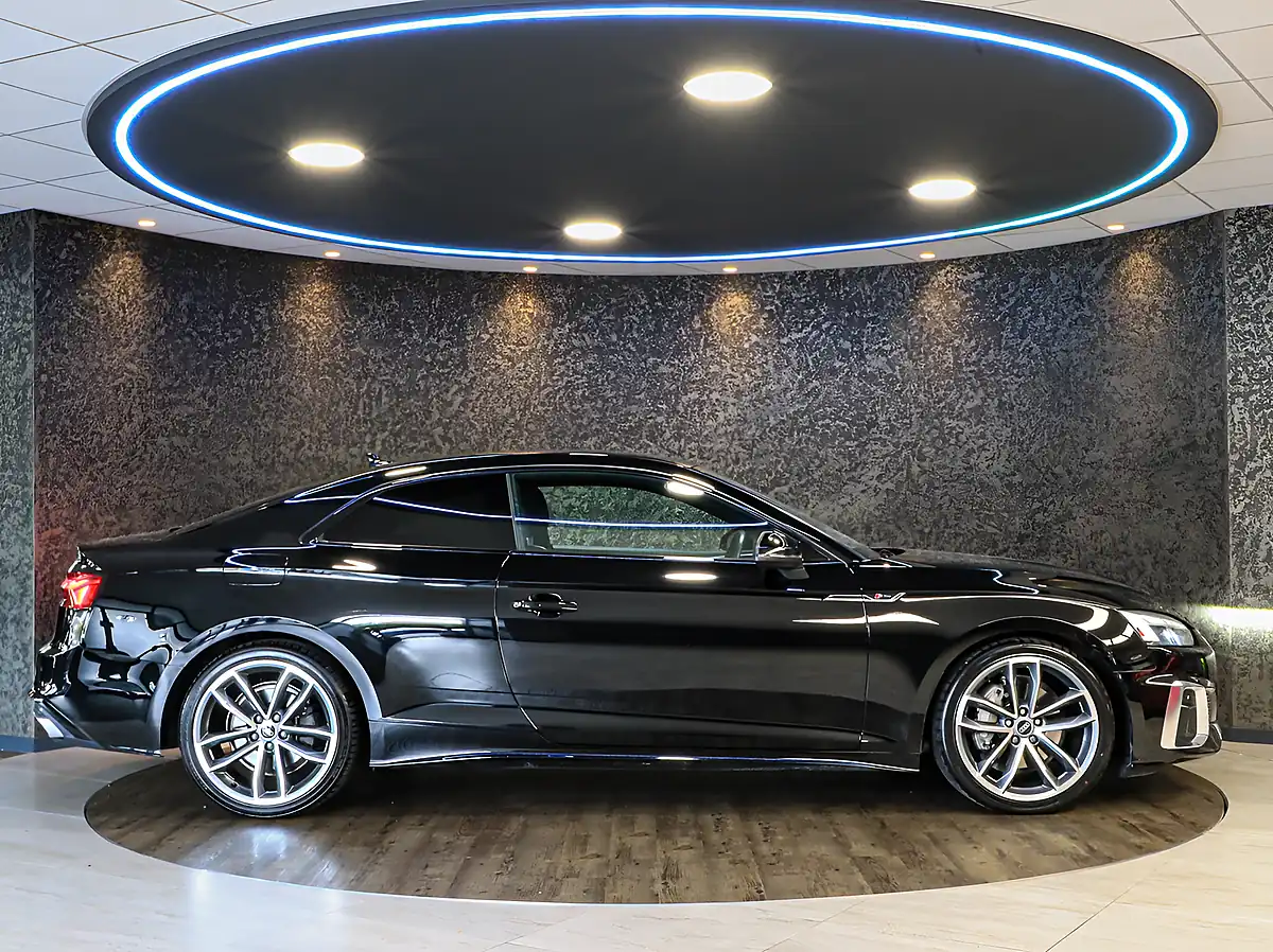 Used 2021 Audi A5 S Line Black - Interior and Exterior details 9