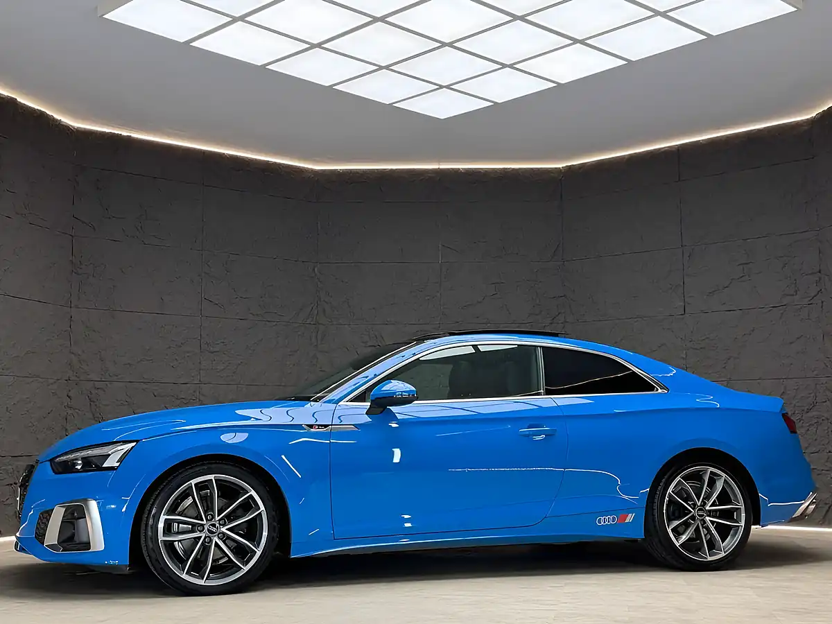 Used 2021 Audi A5 S Line Blue - Interior and Exterior details 4