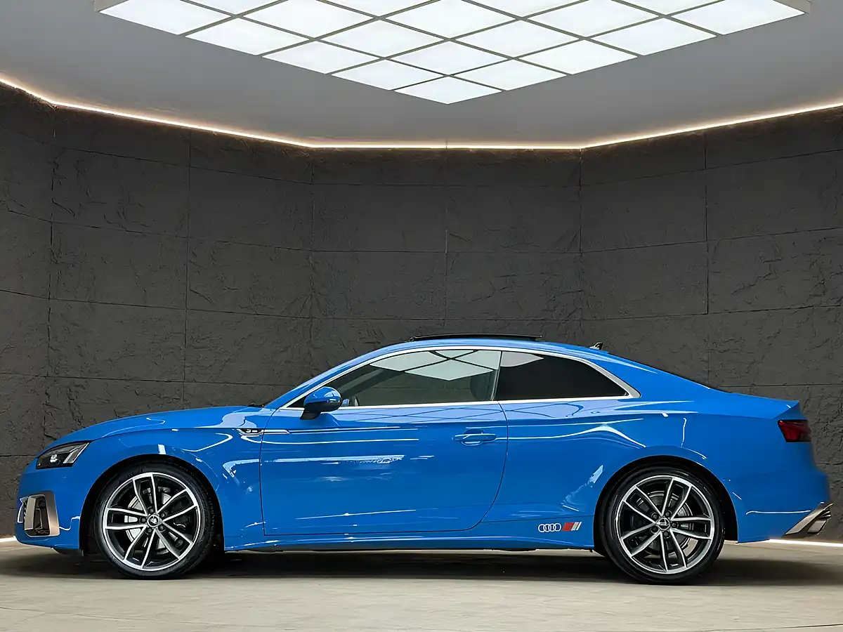 Used 2021 Audi A5 S Line Blue - Interior and Exterior details 6