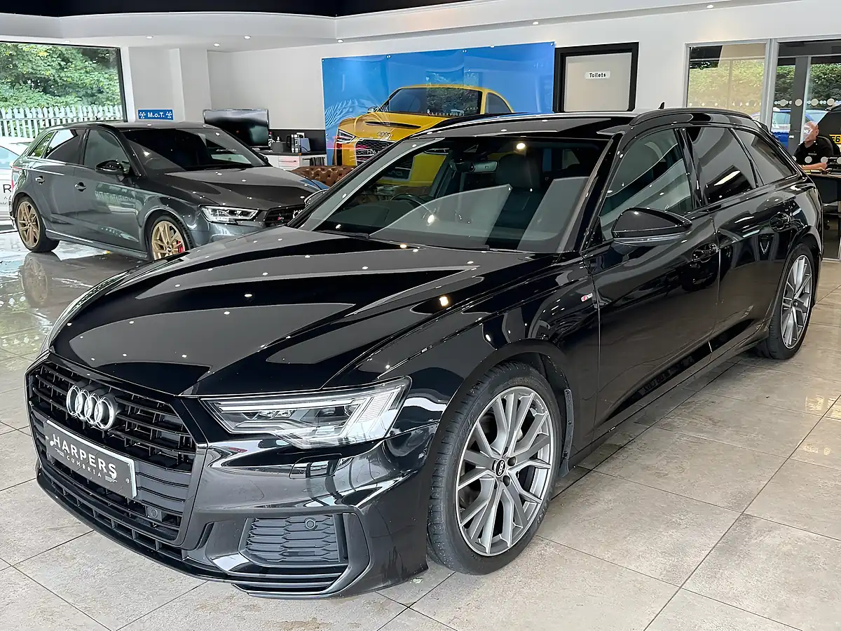 Used 2021 Audi A6 Avant Black Edition Black - Interior and Exterior details 16