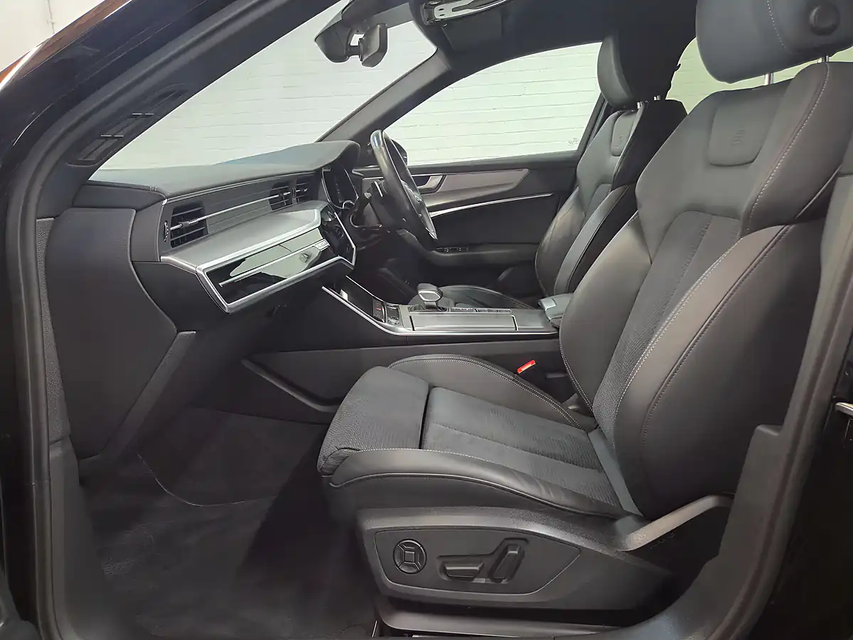 Used 2021 Audi A6 S Line Black - Interior and Exterior details 9