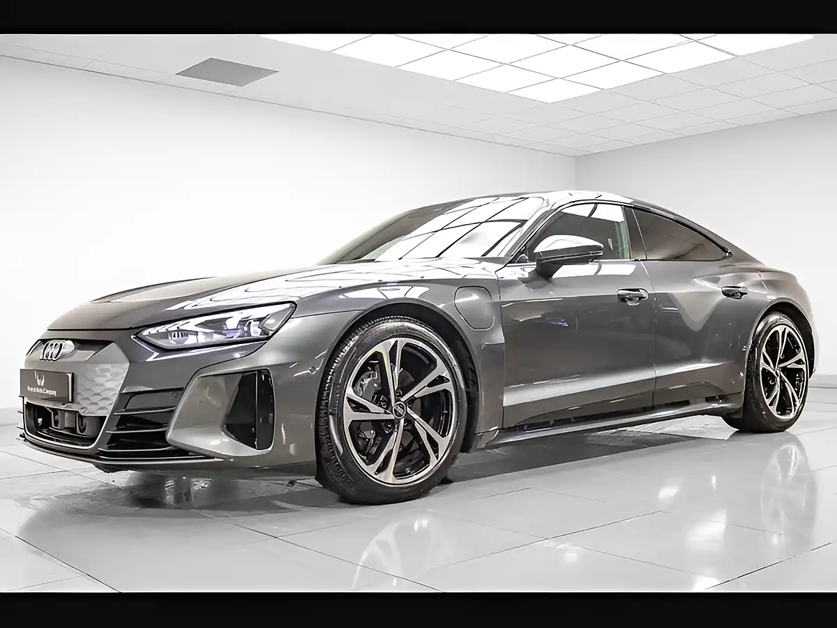 Used 2021 Audi E-Tron GT Comfort & Sound Pack Grey - Interior and Exterior details 3