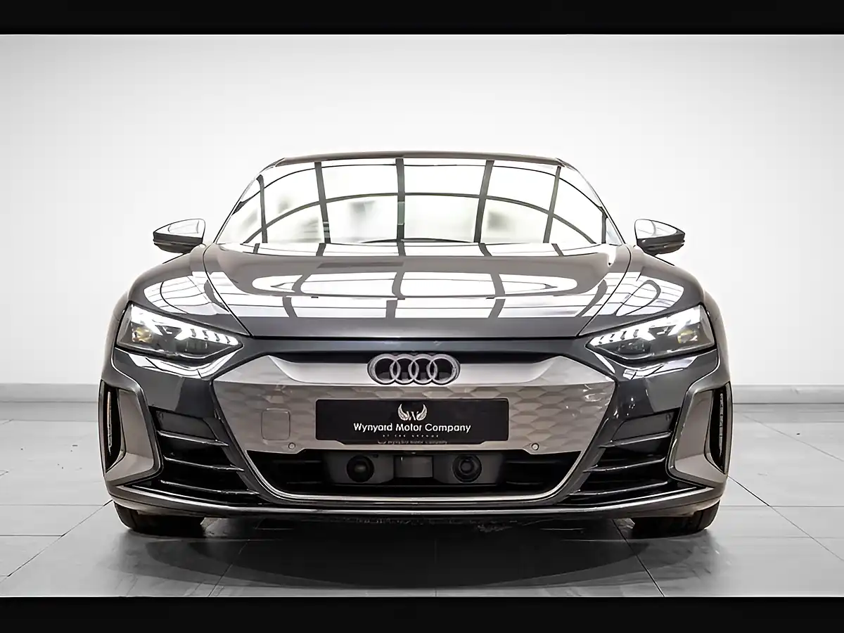 Used 2021 Audi E-Tron GT Comfort & Sound Pack Grey - Interior and Exterior details 5