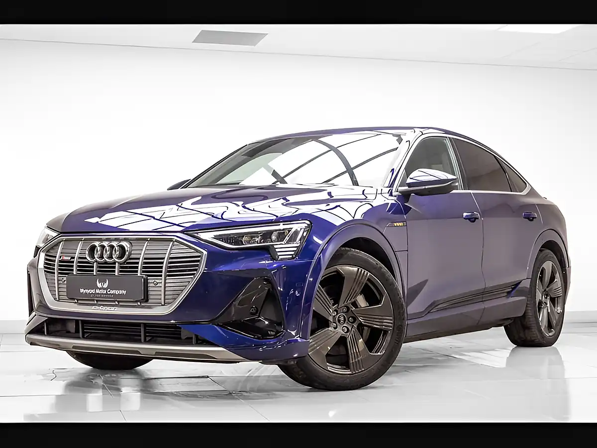 Used 2021 Audi E-Tron S Line Sportback Blue - Front View