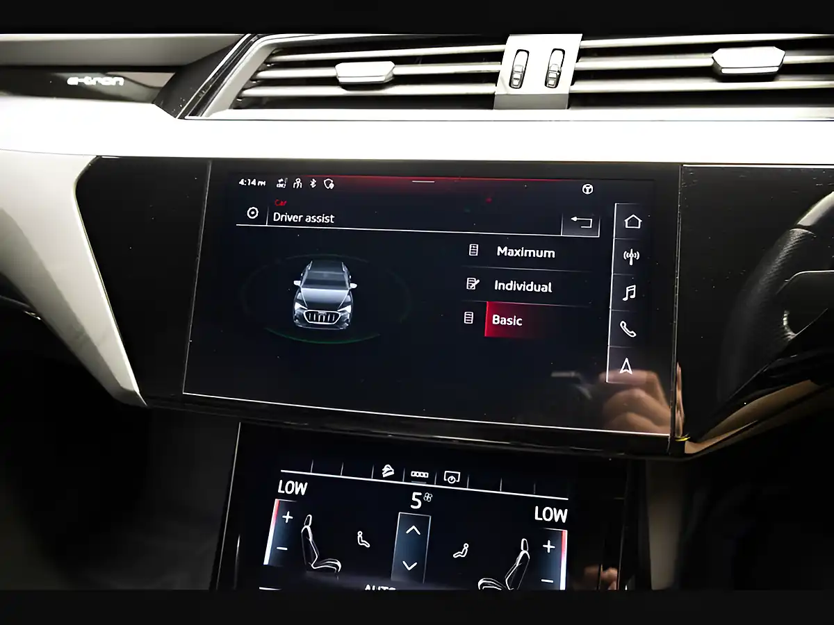Used 2021 Audi E-Tron S Line Sportback Blue - Interior and Exterior details 17