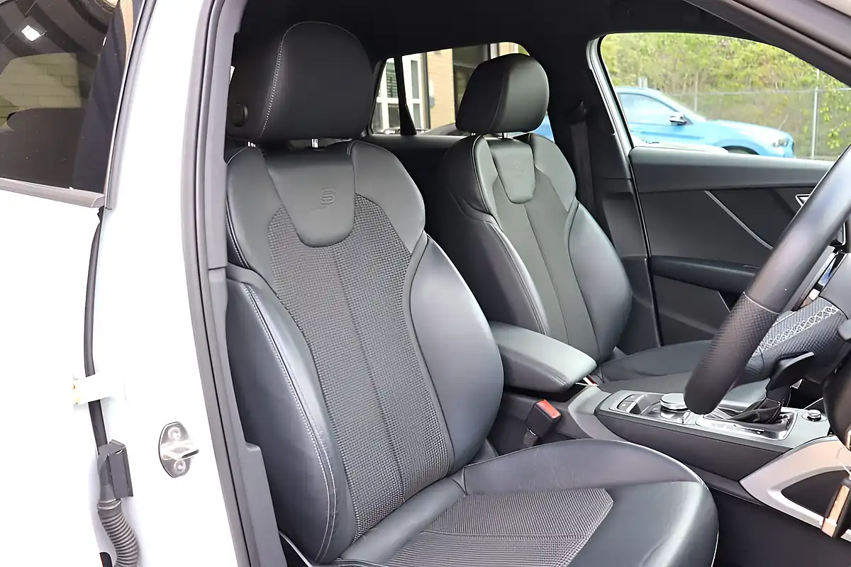 Used 2021 Audi Q2 Black Edition White - Interior and Exterior details 4