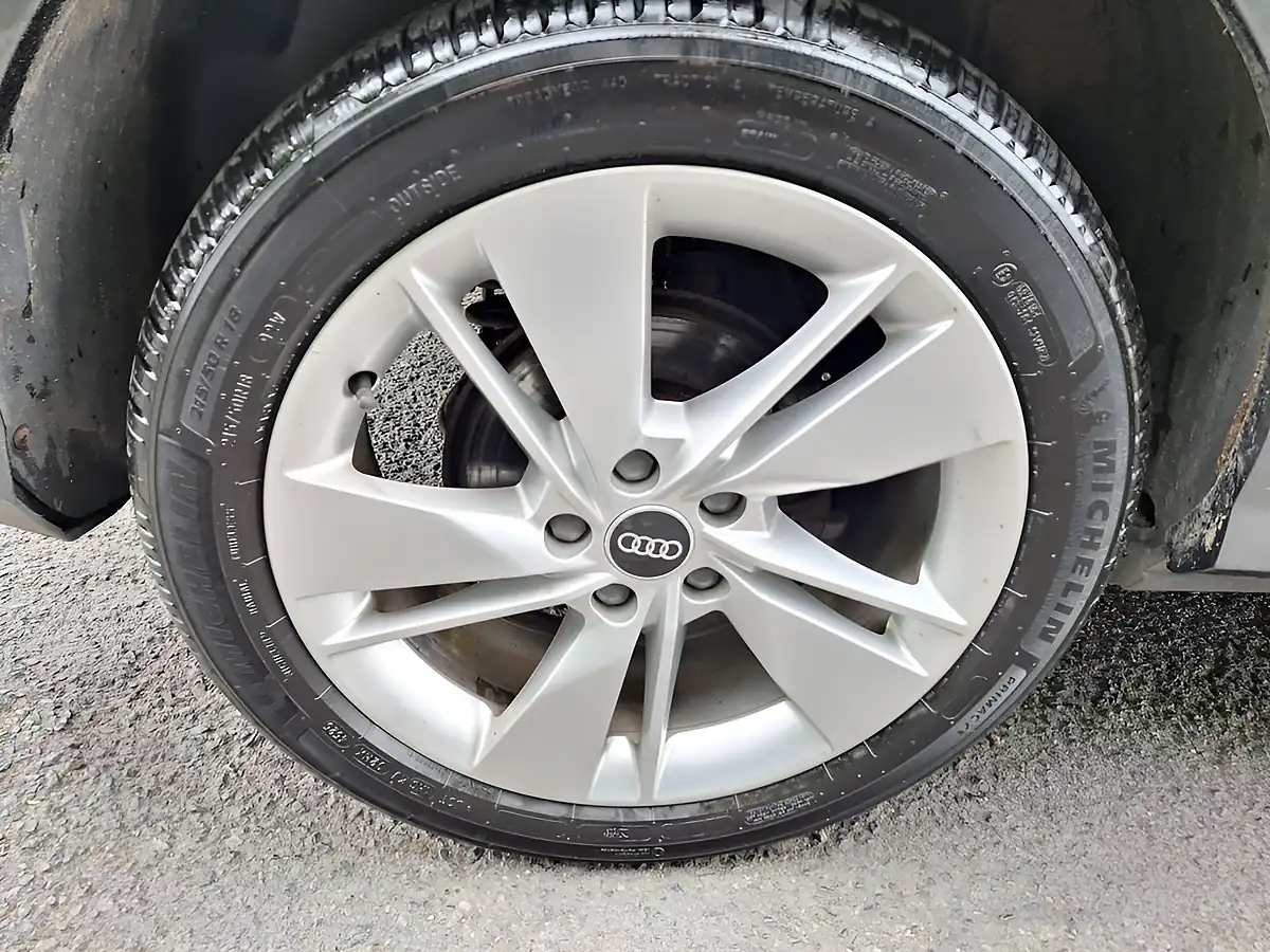 Used 2021 Audi Q2 S Line Grey - Interior and Exterior details 12