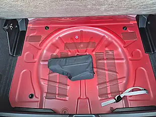 Used 2021 Audi Q2 S Line Red - Interior and Exterior details 12