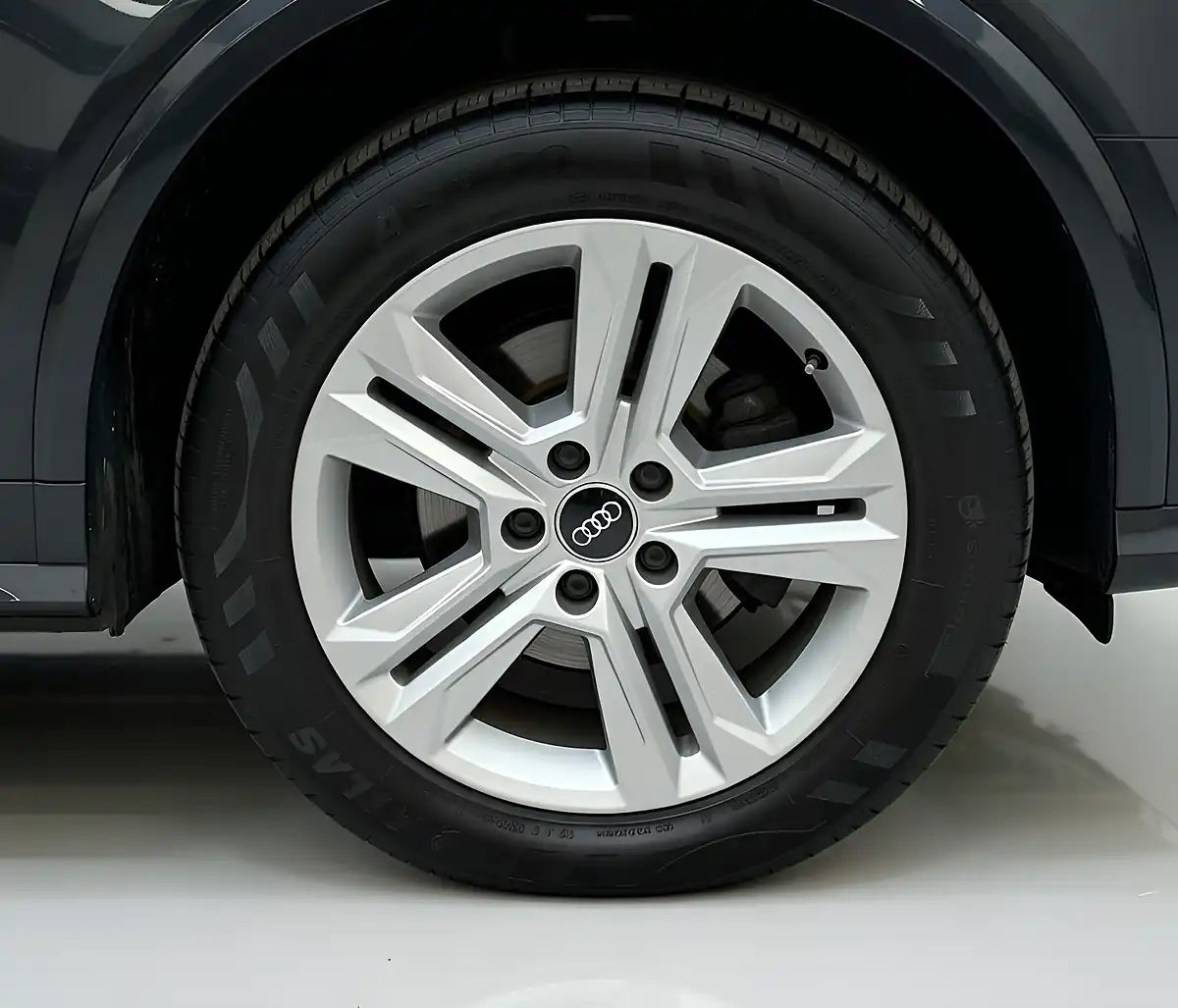 Used 2021 Audi Q2 Sport Grey - Interior and Exterior details 15