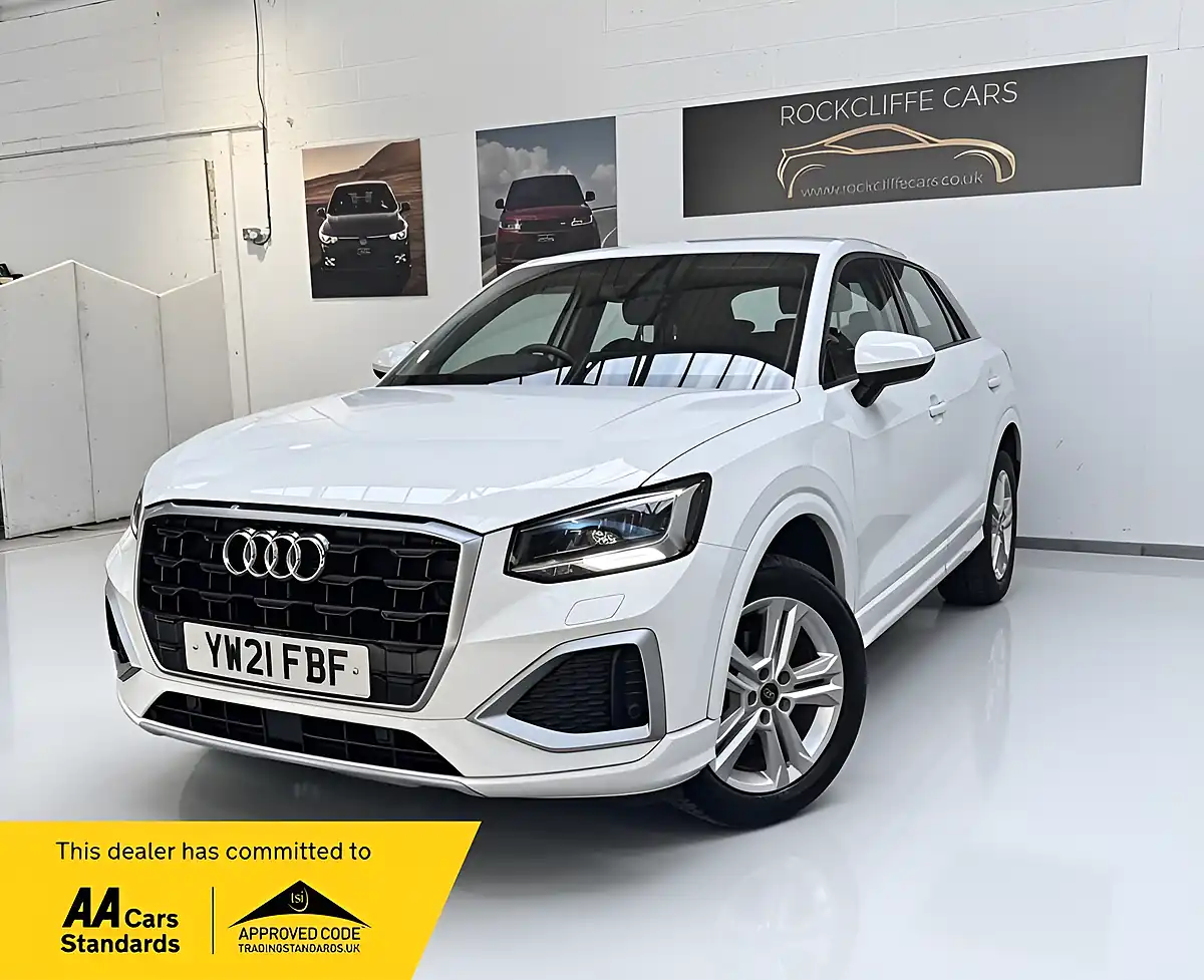 Used 2021 Audi Q2 Sport White - Front View