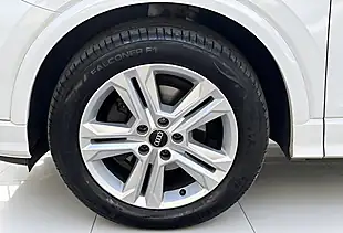 Used 2021 Audi Q2 Sport White - Interior and Exterior details 7
