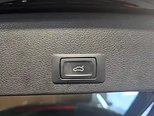 Used 2021 Audi Q2 Technik Black - Interior and Exterior details 17