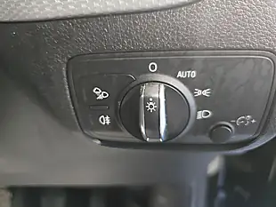 Used 2021 Audi Q2 Technik Black - Interior and Exterior details 19