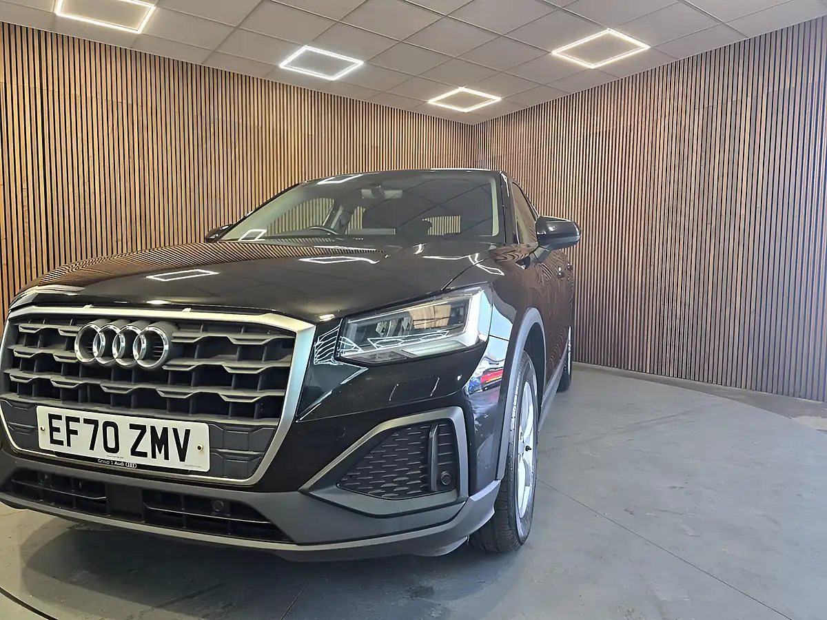 Used 2021 Audi Q2 Technik Black - Interior and Exterior details 3