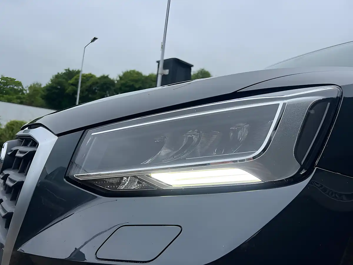 Used 2021 Audi Q2 Technik Grey - Interior and Exterior details 10