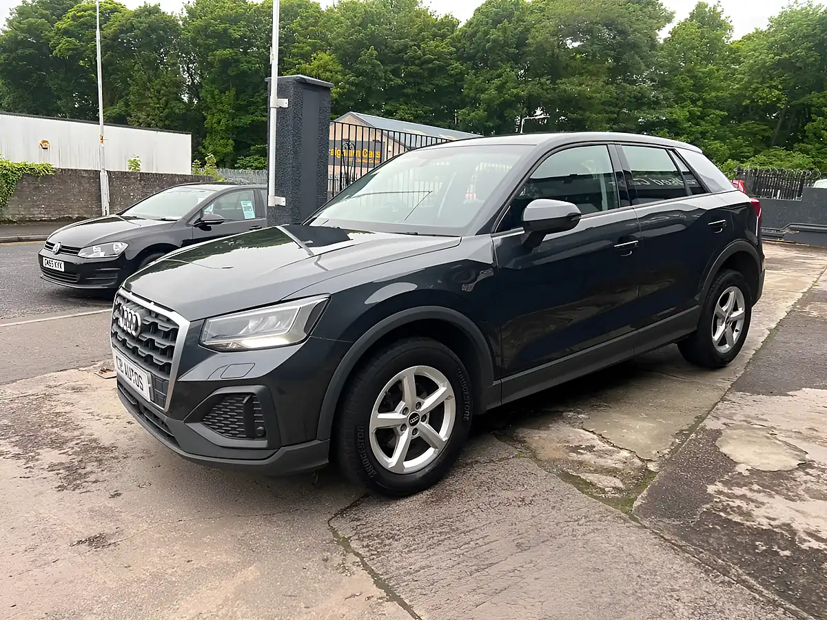 Used 2021 Audi Q2 Technik Grey - Interior and Exterior details 8
