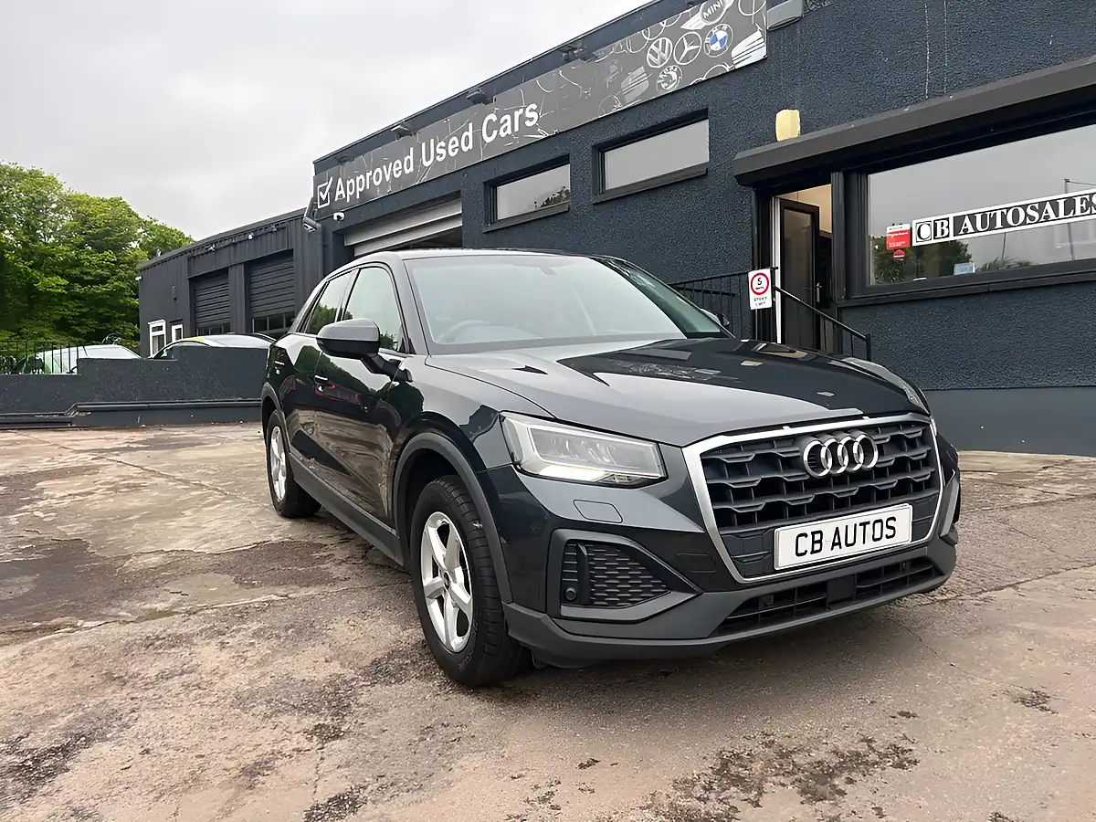 Used 2021 Audi Q2 Technik Grey - Interior and Exterior details 9