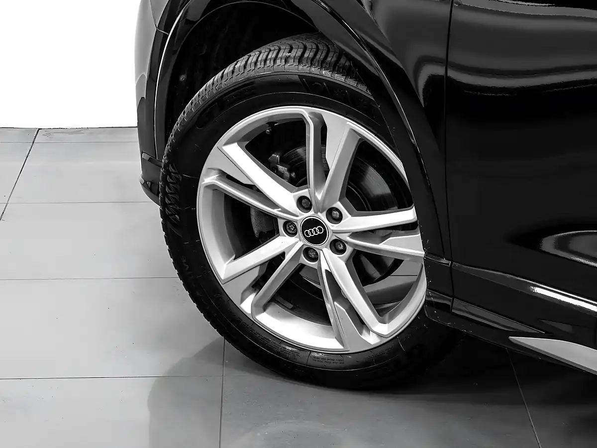 Used 2021 Audi Q3 S Line Mythos Black - Interior and Exterior details 9