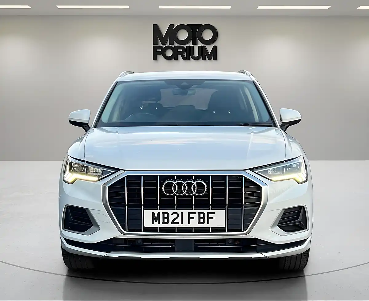 Used 2021 Audi Q3 Sport S White - Interior and Exterior details 4