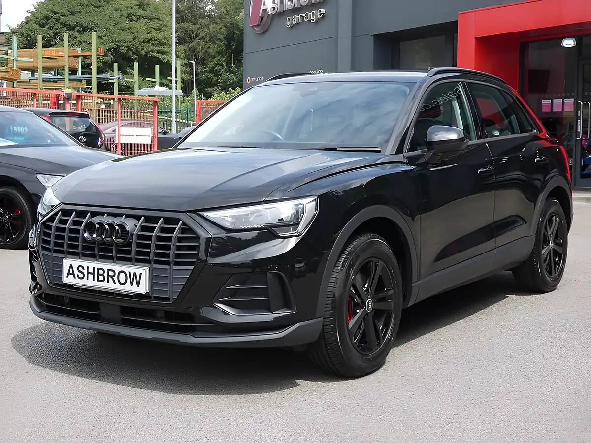 Used 2021 Audi Q3 Technik Mythos Black Metallic - Interior and Exterior details 8