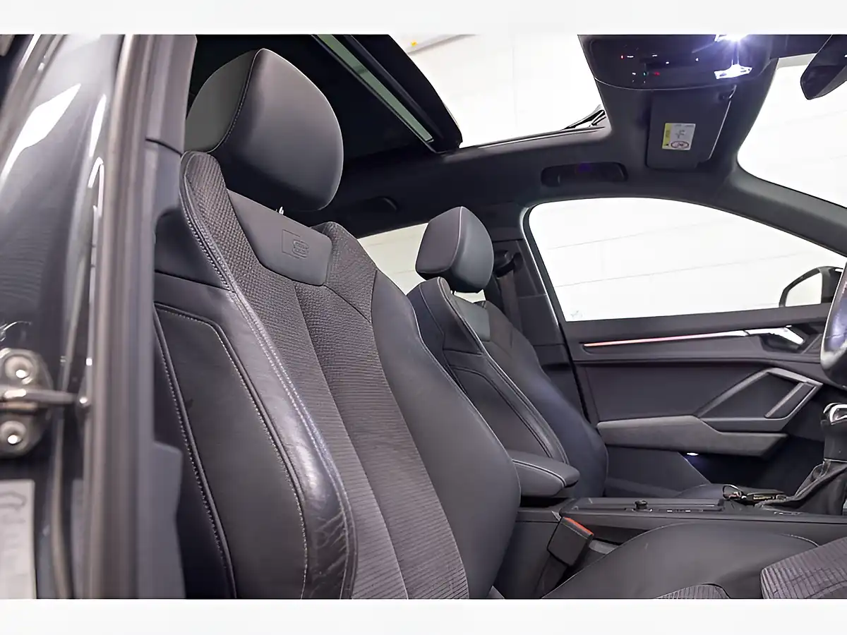 Used 2021 Audi Q3 Vorsprung Daytona Grey Pearl - Interior and Exterior details 11