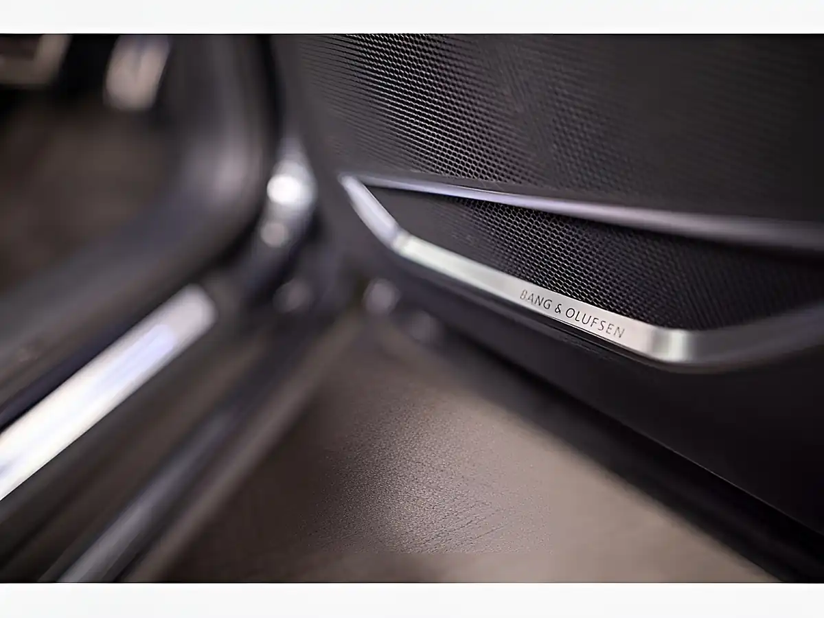 Used 2021 Audi Q3 Vorsprung Daytona Grey Pearl - Interior and Exterior details 12