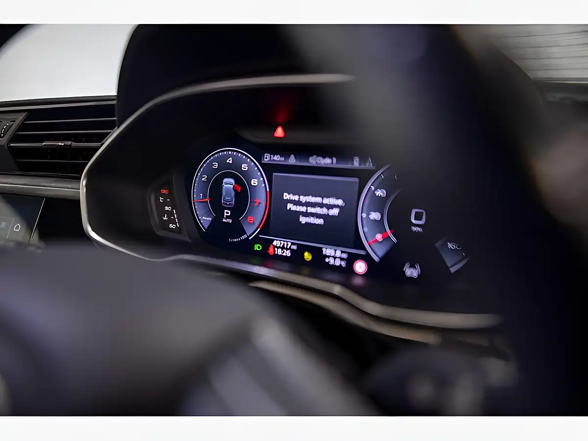 Used 2021 Audi Q3 Vorsprung Daytona Grey Pearl - Interior and Exterior details 14