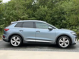 Used 2021 Audi Q4 E-Tron S Line Blue - Interior and Exterior details 2