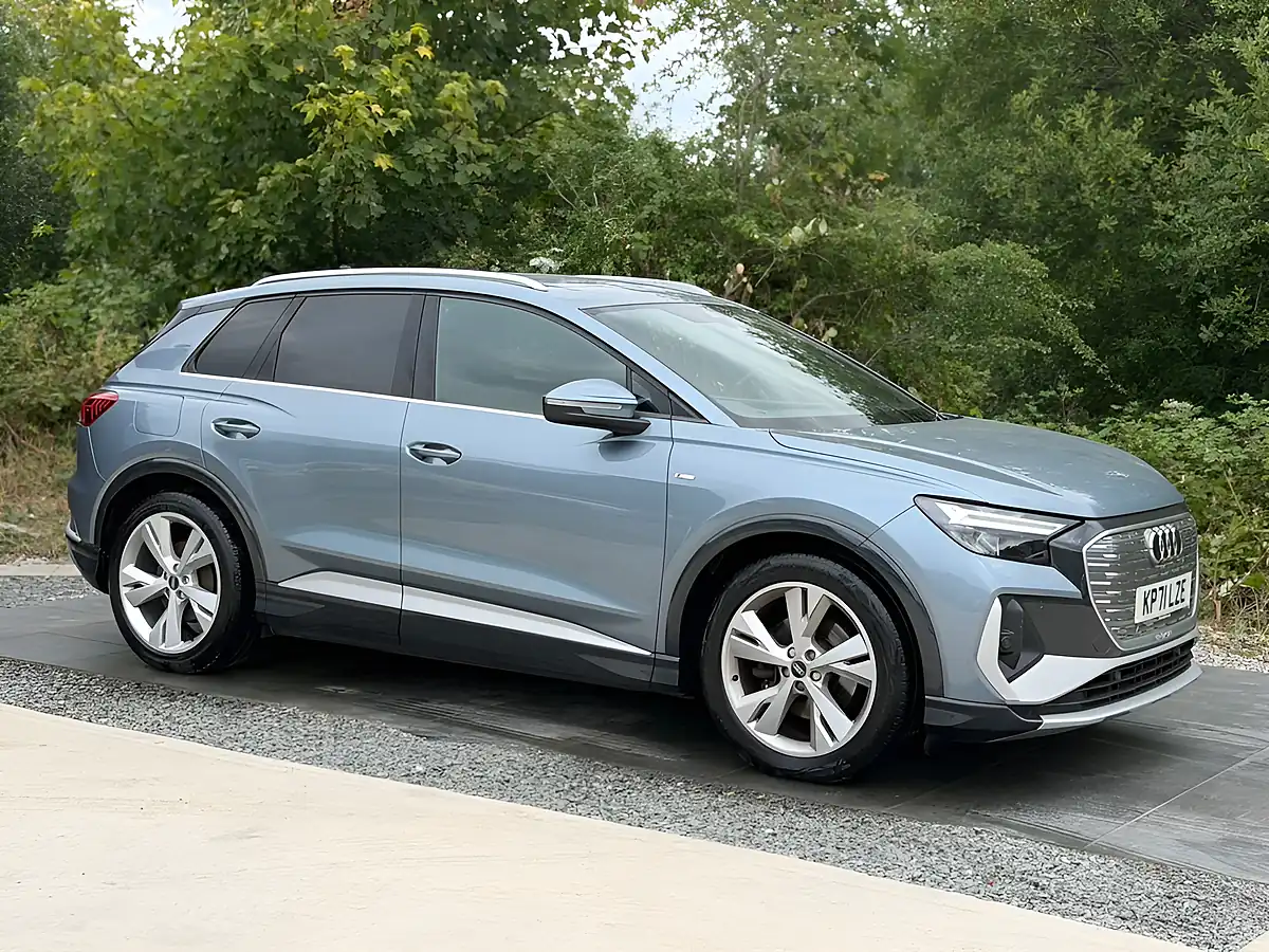 Used 2021 Audi Q4 E-Tron S Line Blue - Front View