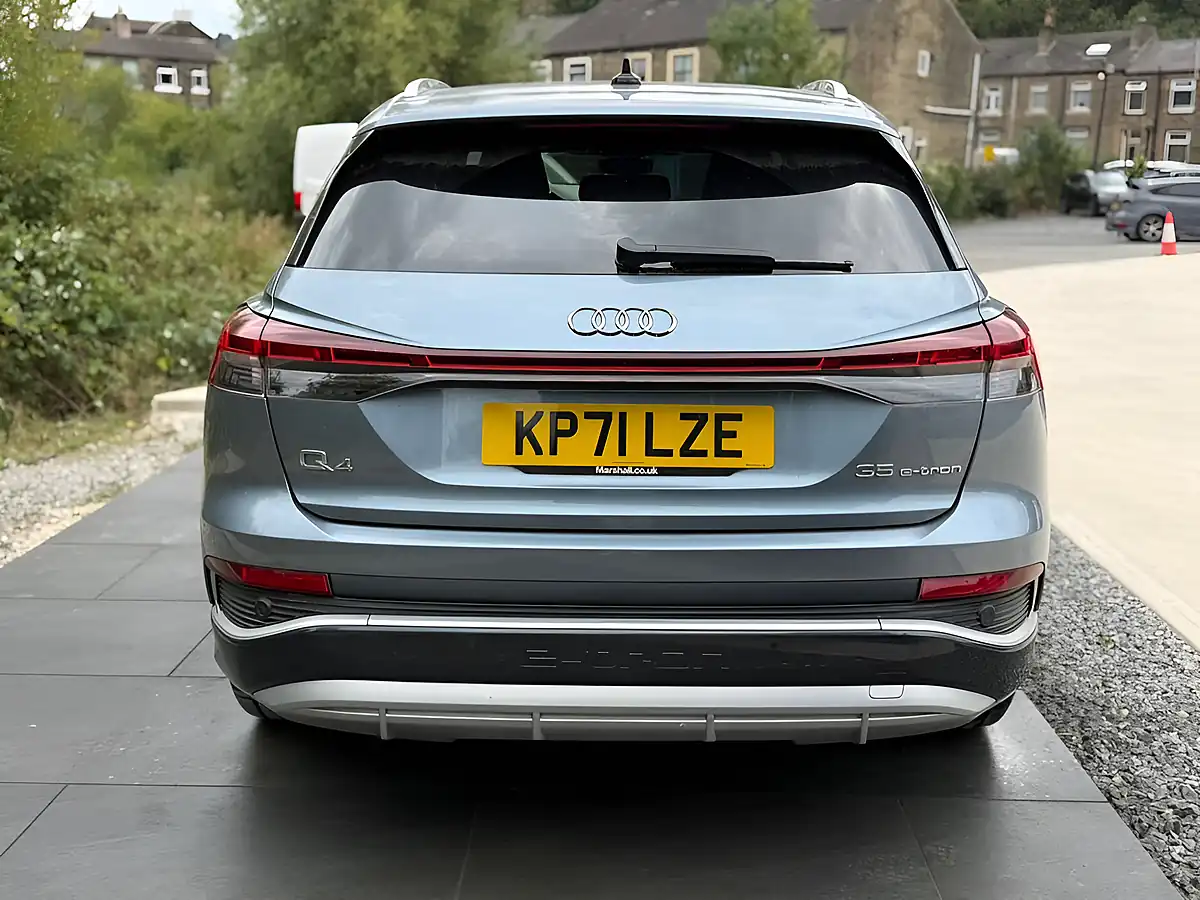 Used 2021 Audi Q4 E-Tron S Line Blue - Interior and Exterior details 7