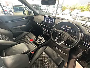 Used 2021 Audi Q5 Edition 1 Black - Interior and Exterior details 10