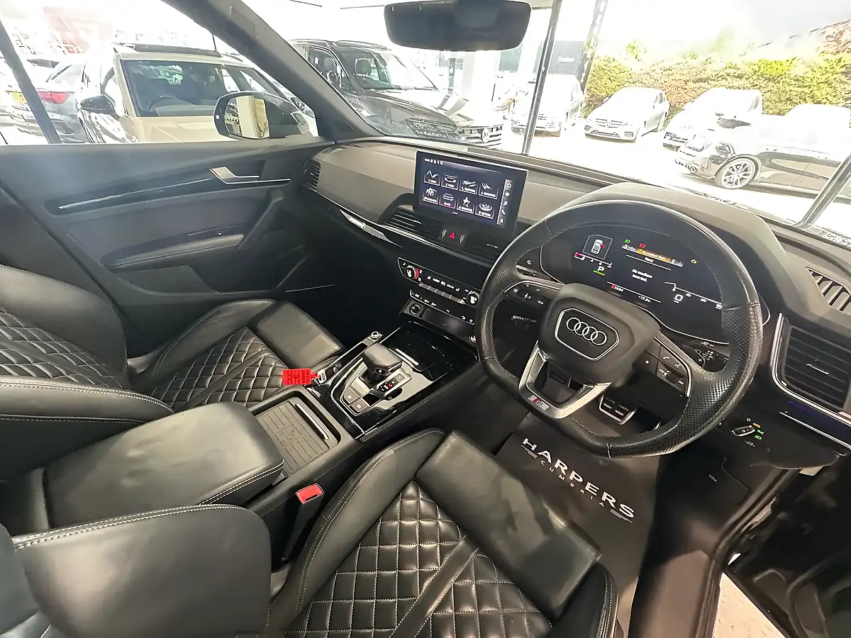 Used 2021 Audi Q5 Edition 1 Black - Interior and Exterior details 10