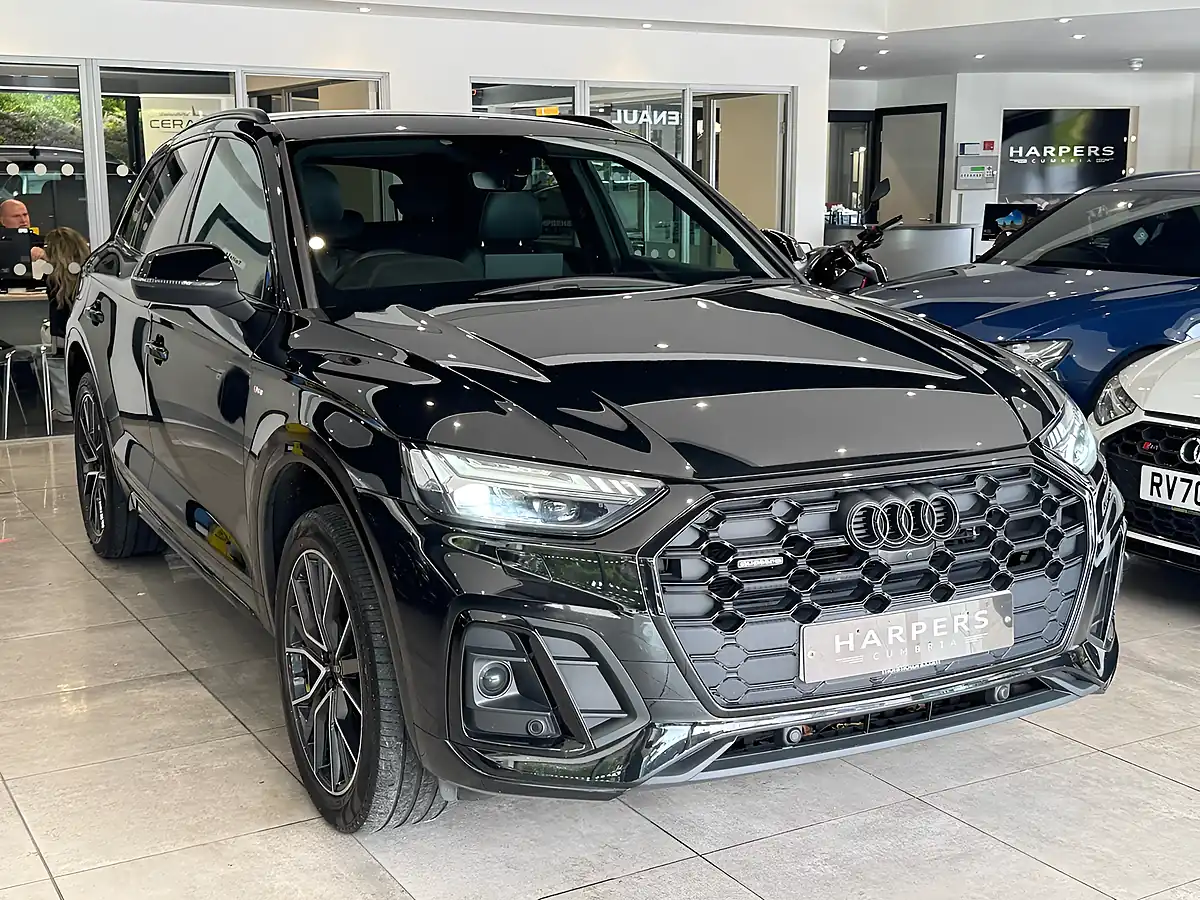 Used 2021 Audi Q5 Edition 1 Black - Interior and Exterior details 15