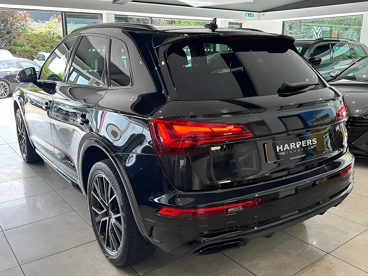 Used 2021 Audi Q5 Edition 1 Black - Interior and Exterior details 18
