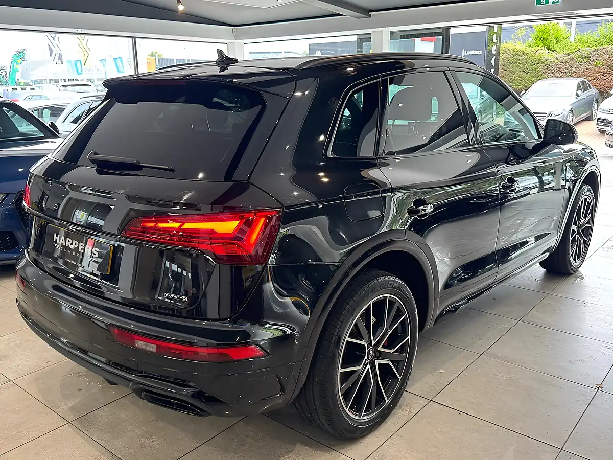 Used 2021 Audi Q5 Edition 1 Black - Interior and Exterior details 20