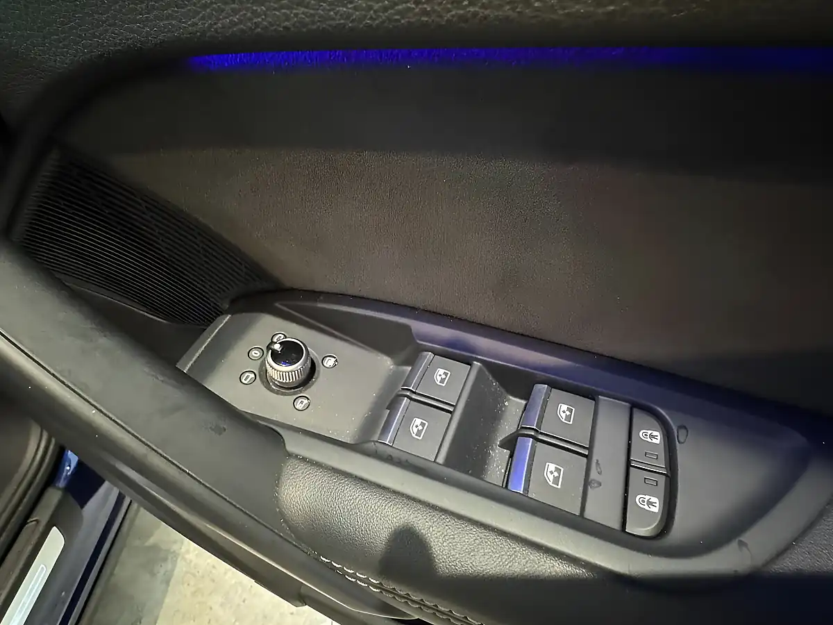 Used 2021 Audi Q5 Edition 1 Sportback Blue - Interior and Exterior details 15