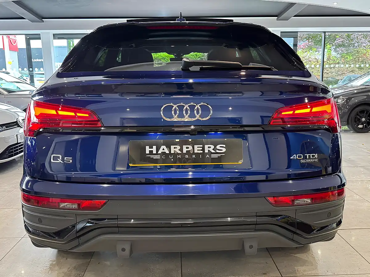 Used 2021 Audi Q5 Edition 1 Sportback Blue - Interior and Exterior details 5
