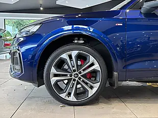 Used 2021 Audi Q5 Edition 1 Sportback Blue - Interior and Exterior details 6
