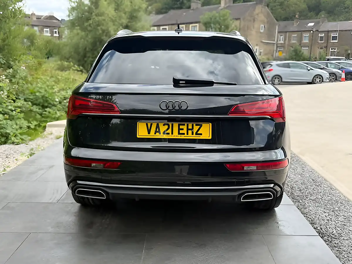 Used 2021 Audi Q5 S Line Black - Interior and Exterior details 12