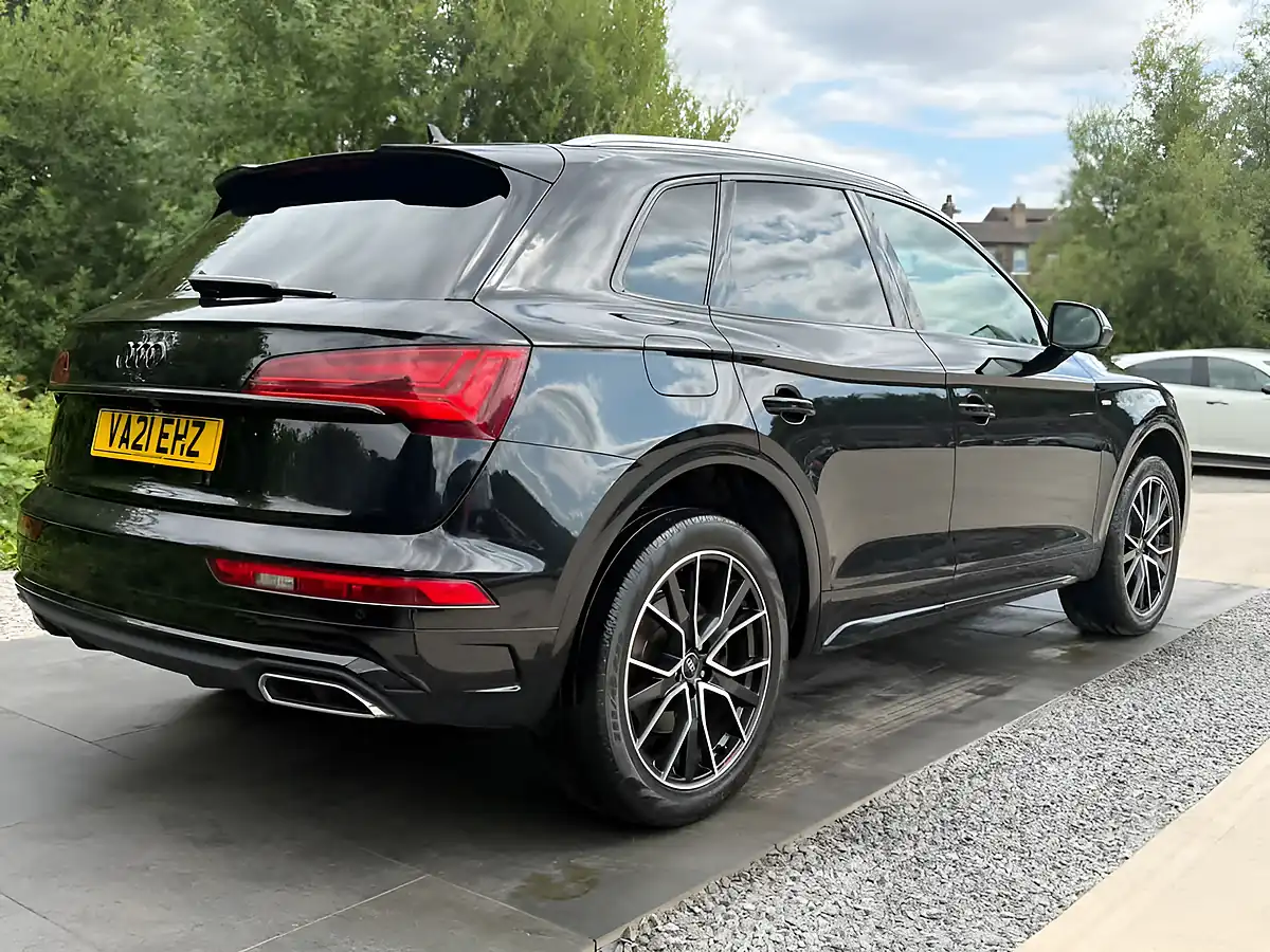 Used 2021 Audi Q5 S Line Black - Interior and Exterior details 2