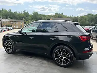 Used 2021 Audi Q5 S Line Black - Interior and Exterior details 7